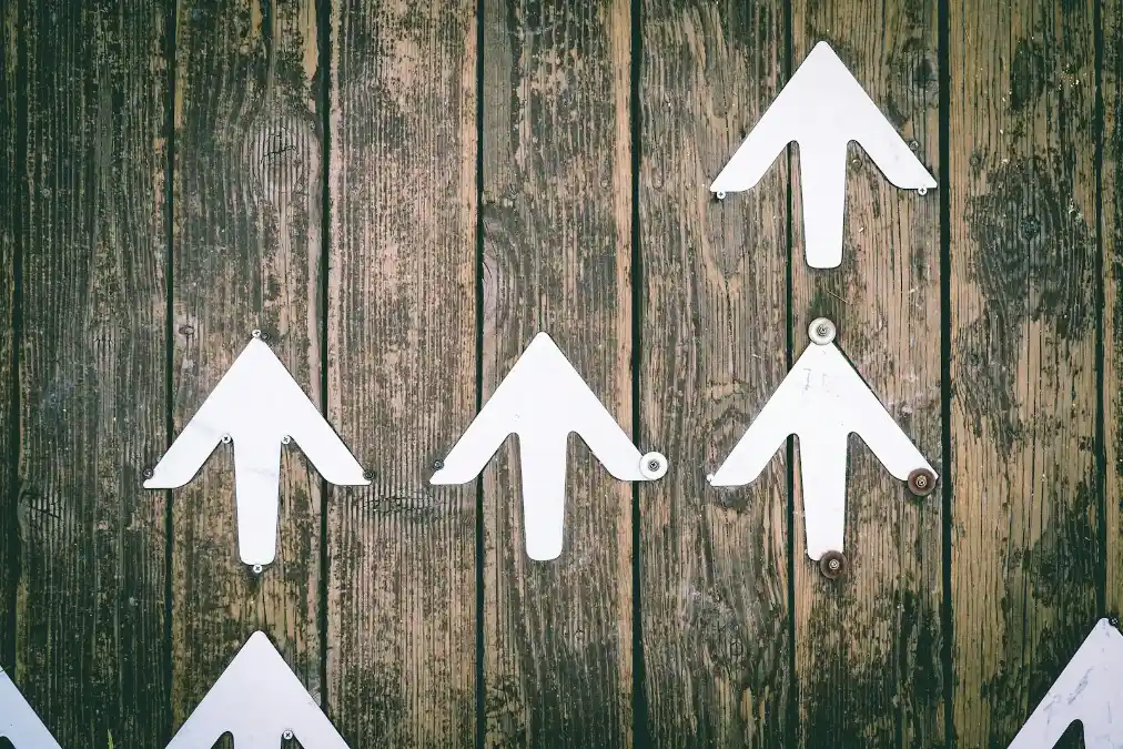 Upward growth chart symbolizing rising CRS cutoff scores over recent draws